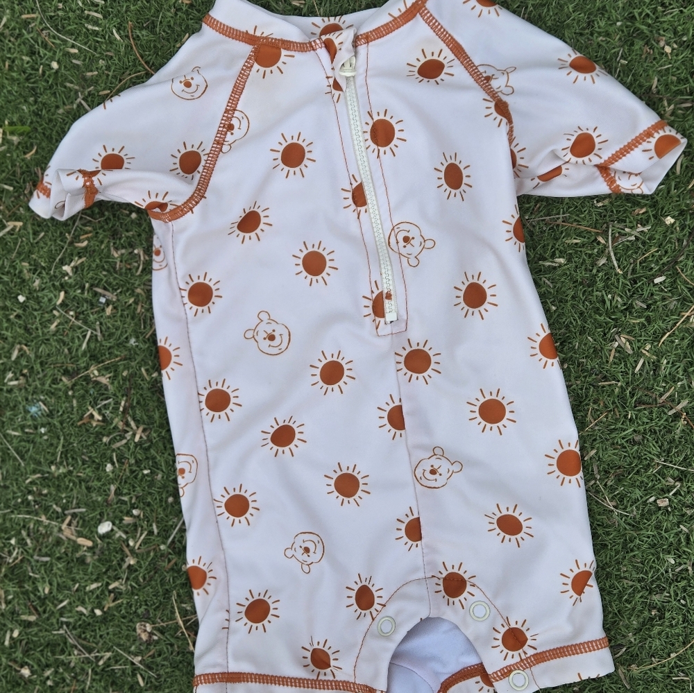 🌞 Winnie the Pooh Swim Onsie from Disney Baby, size 6-9 Month 🌞